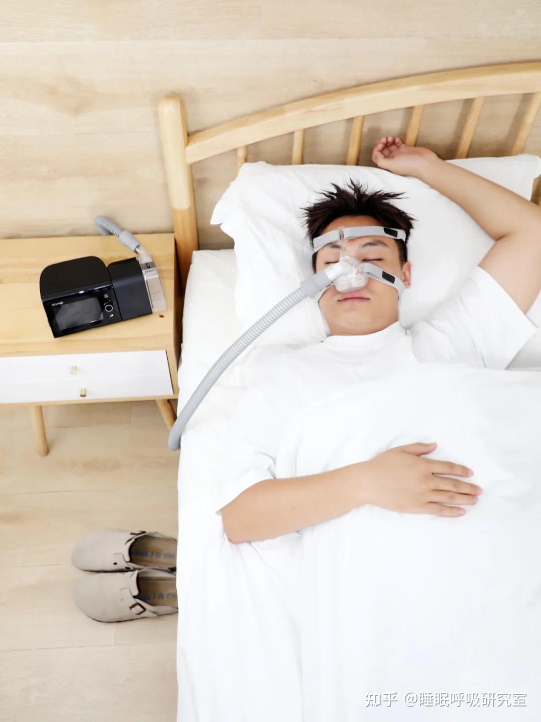 睡眠呼吸机哪个牌子好？打鼾打呼噜用单水平还是双水平？谊安呼吸机智能调压，轻音运行，呵护睡眠，畅快呼吸 - 知乎