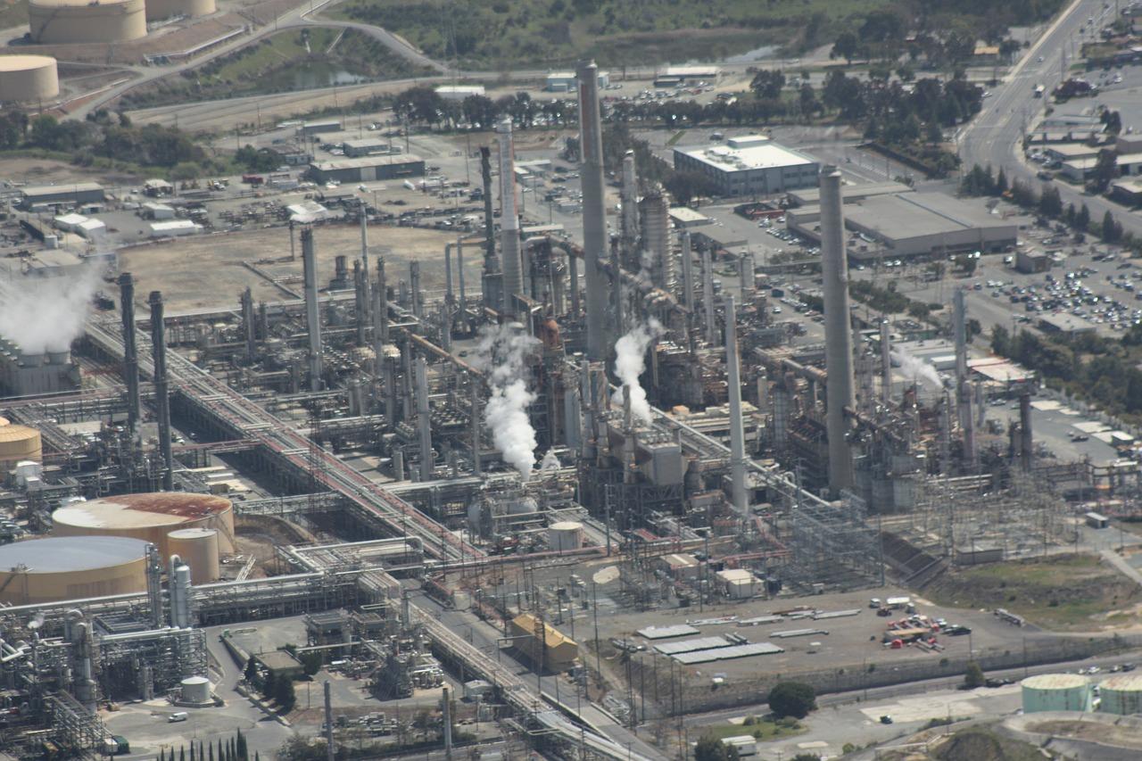 炼油厂周边房价