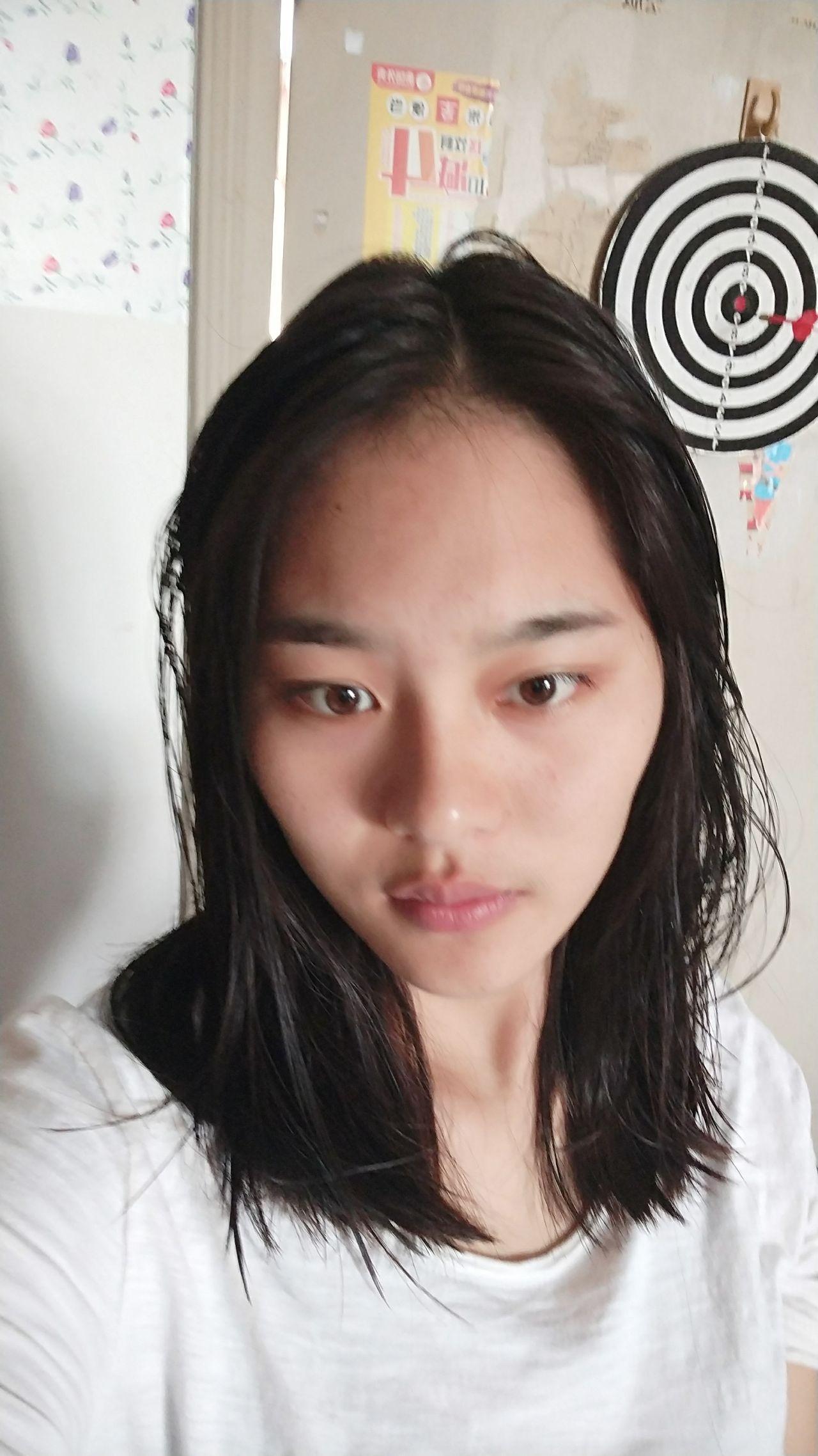 额头窄的人留中分是一种什么样的体验? - 知乎