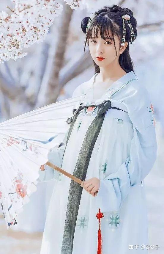 充满仙气的古风文案，岁月静好，只盼共华发 - 知乎