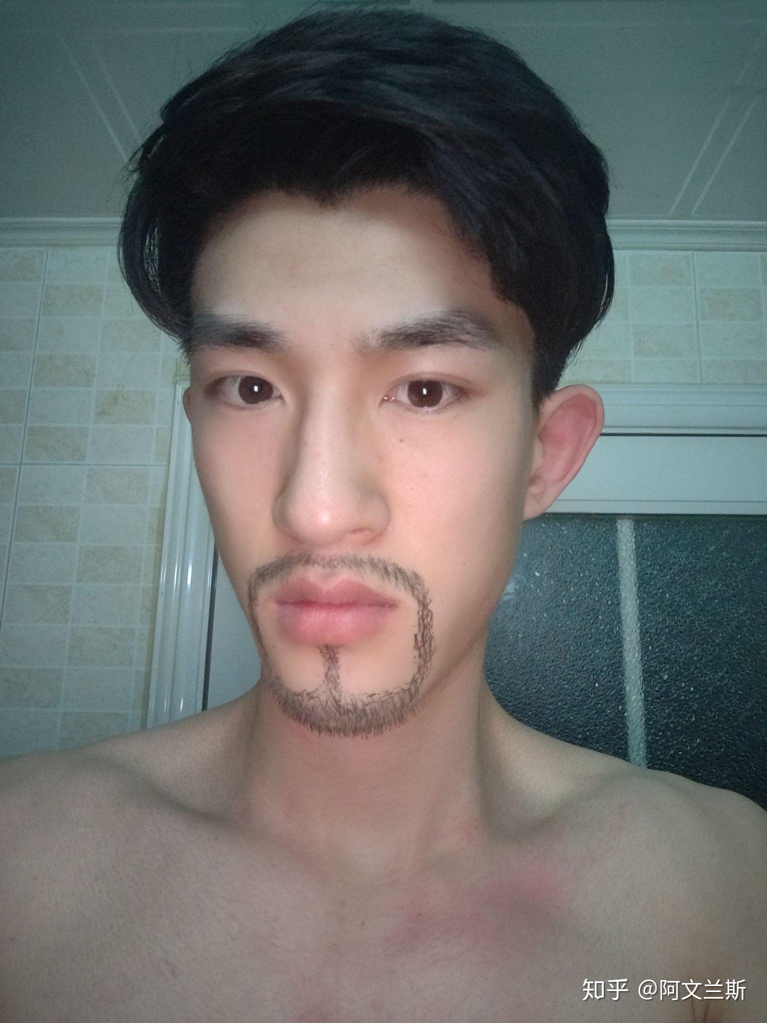 (两边胡子长得不均匀的前提下)? - 知乎