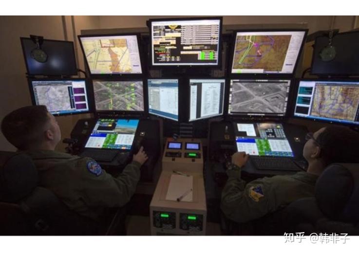 1 850 km 以外的地面控制站内通过超视距链路实现对死神无人机的操控