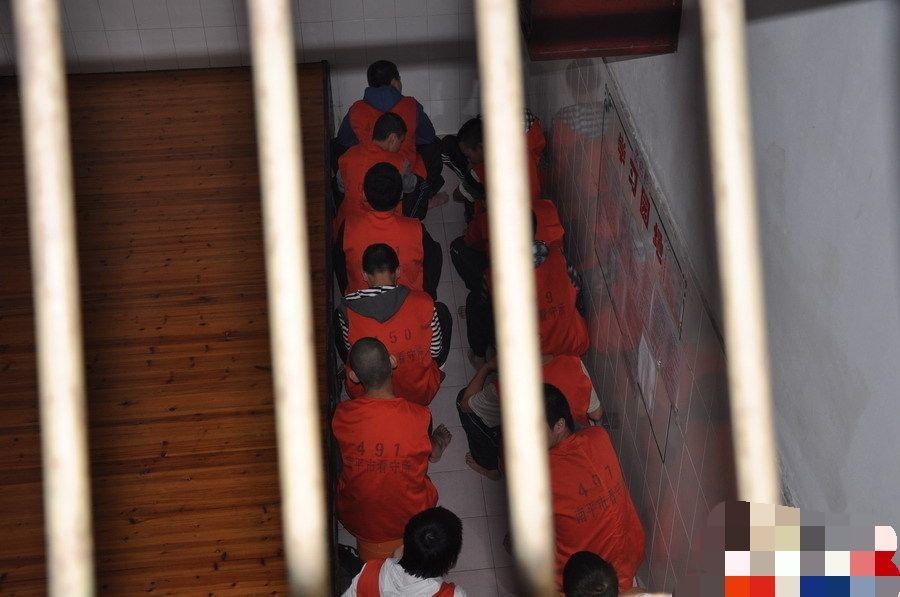 看守所的生活是怎样的呢