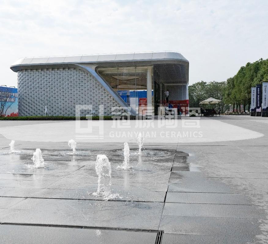 案例鉴赏丨黑白灰三色构建潼南万达核心地域