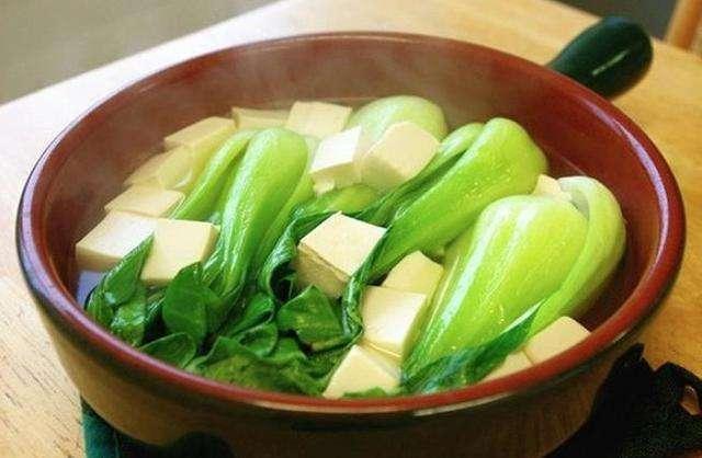 6  青菜炖豆腐