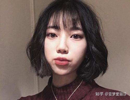 发际线救星这几款发型完美遮盖大额头