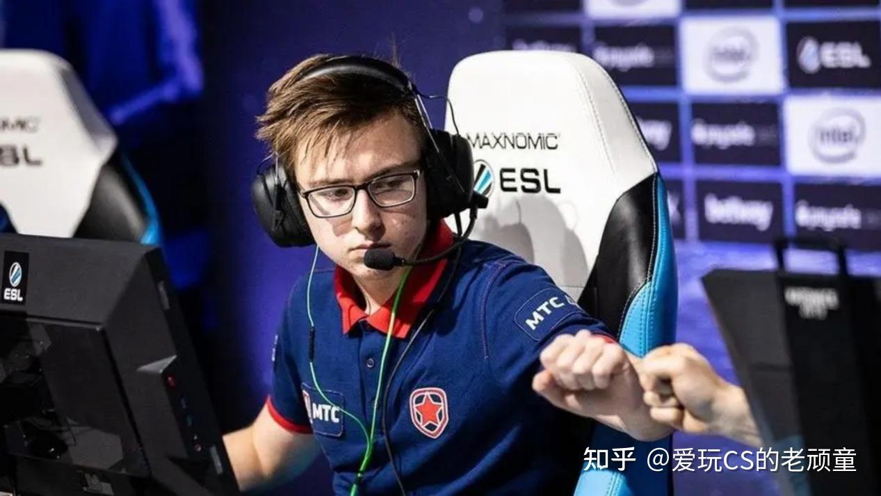 的稳健表现,在大型赛事中的出色表现以及一些统计数据,他在最佳 cs