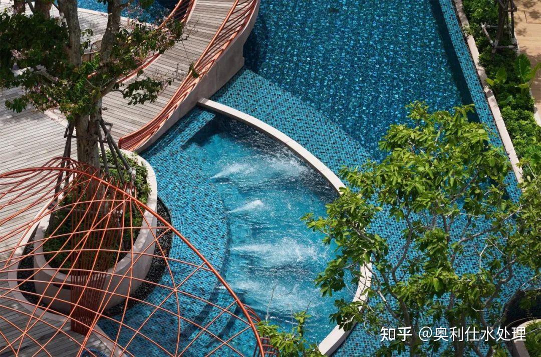 高级感的泳池水景设计不会,来看看这5个泳池设计案例 - 知乎