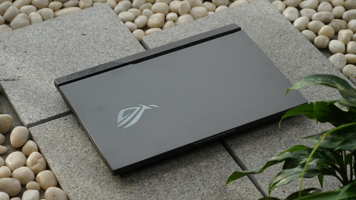 为游戏发烧最终入手信仰之眼“ROG魔霸7 Plus 17.3英寸电竞本” - 知乎
