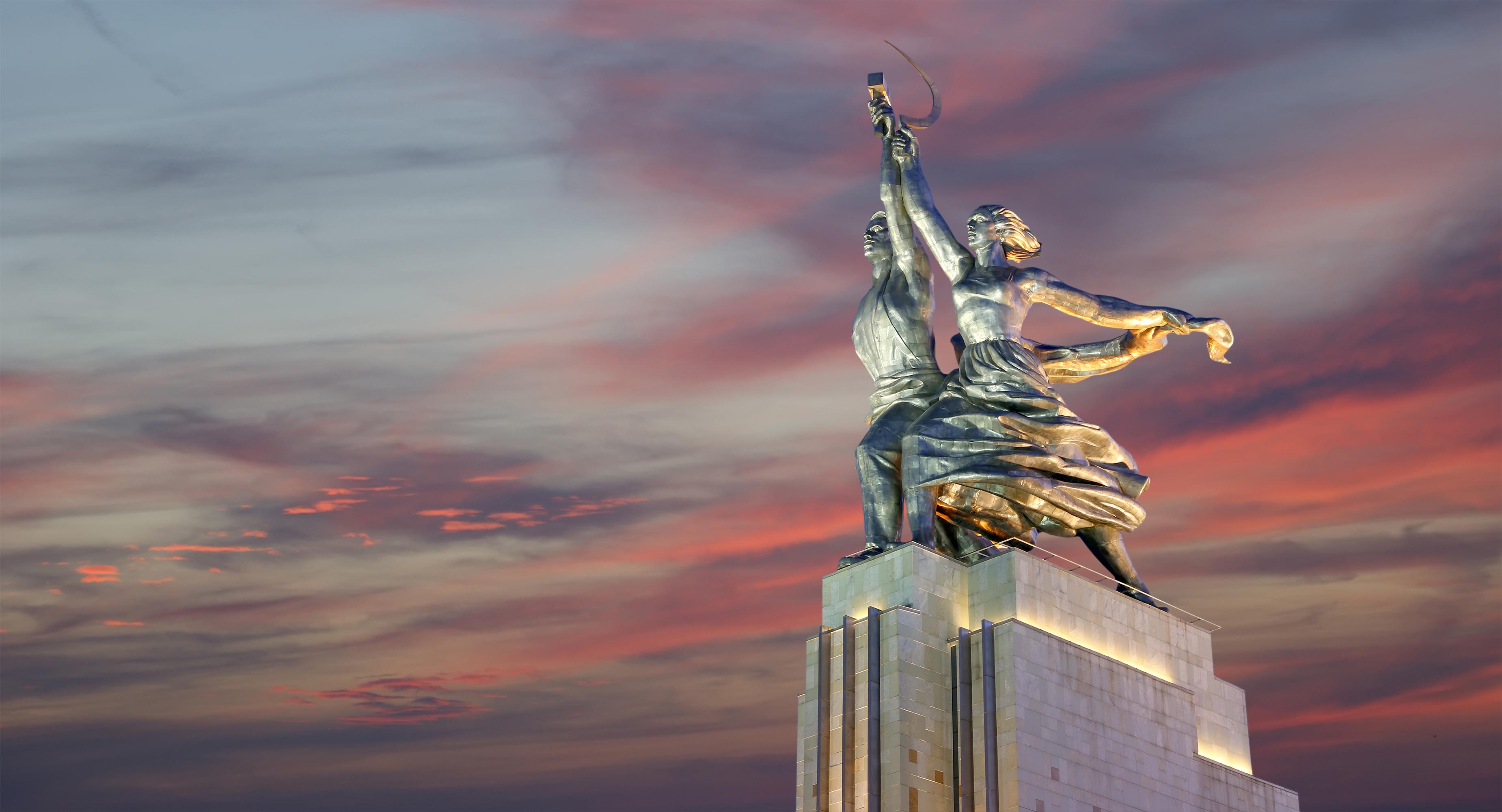 莫斯科，俄罗斯- 2019年7月22日：尤里・加加林纪念碑鸟瞰图在加加林广场的在一个晴朗的夏日 编辑类库存图片 - 图片 包括有 贿赂 ...