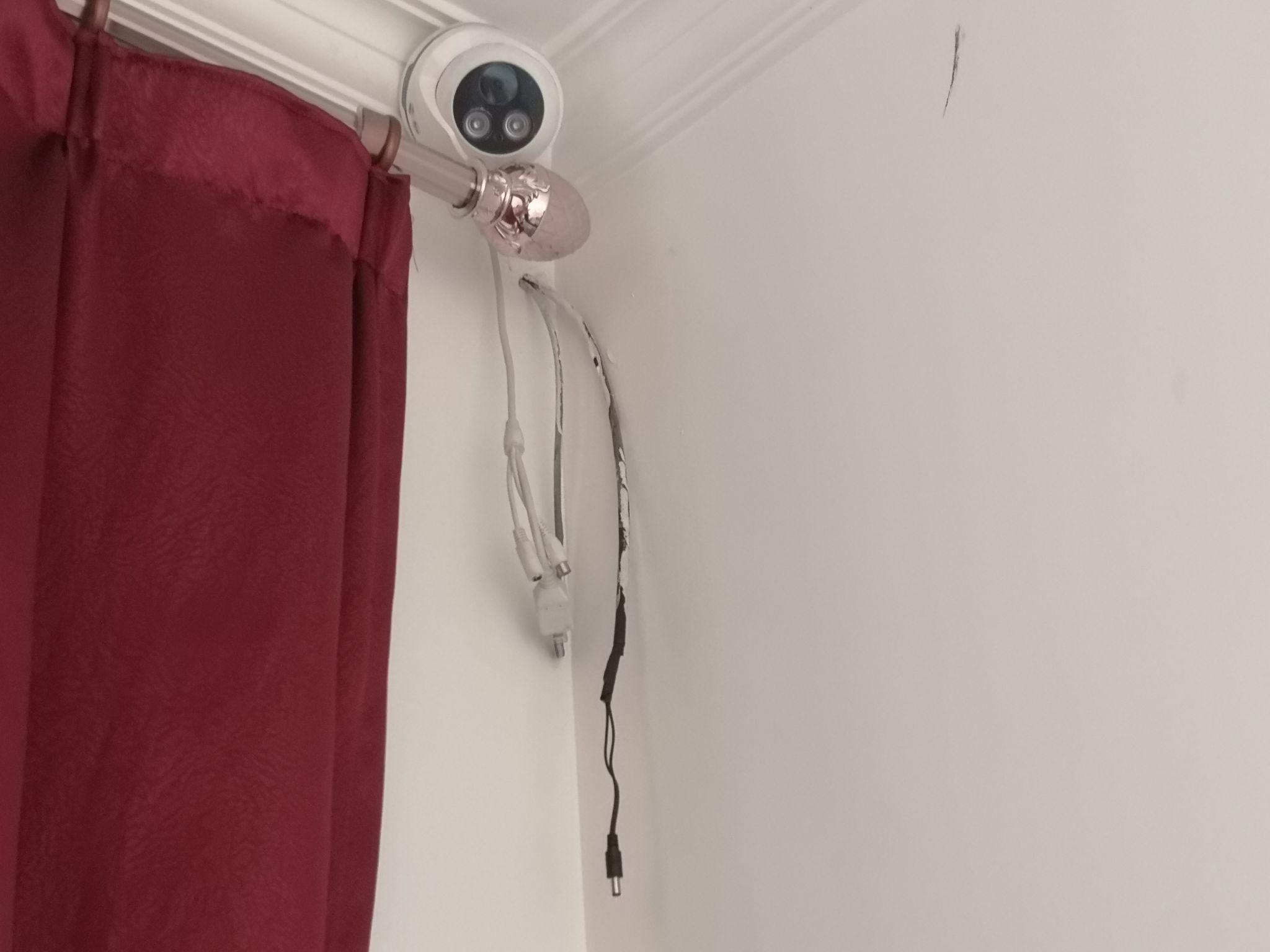 民宿房间里装监控合法吗