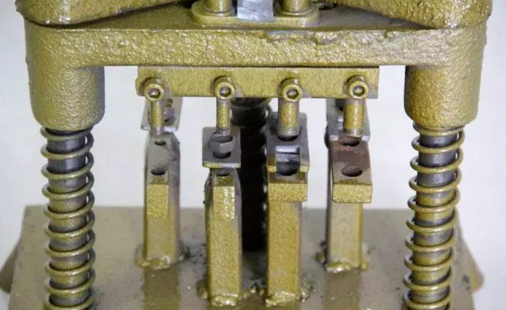 模具资料五金冲压模具间隙分析及模具结构设计二