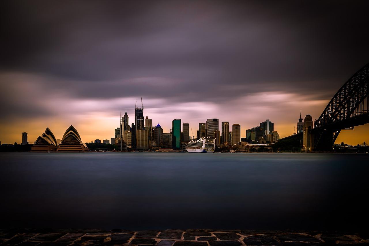 墨尔本家庭团聚移民