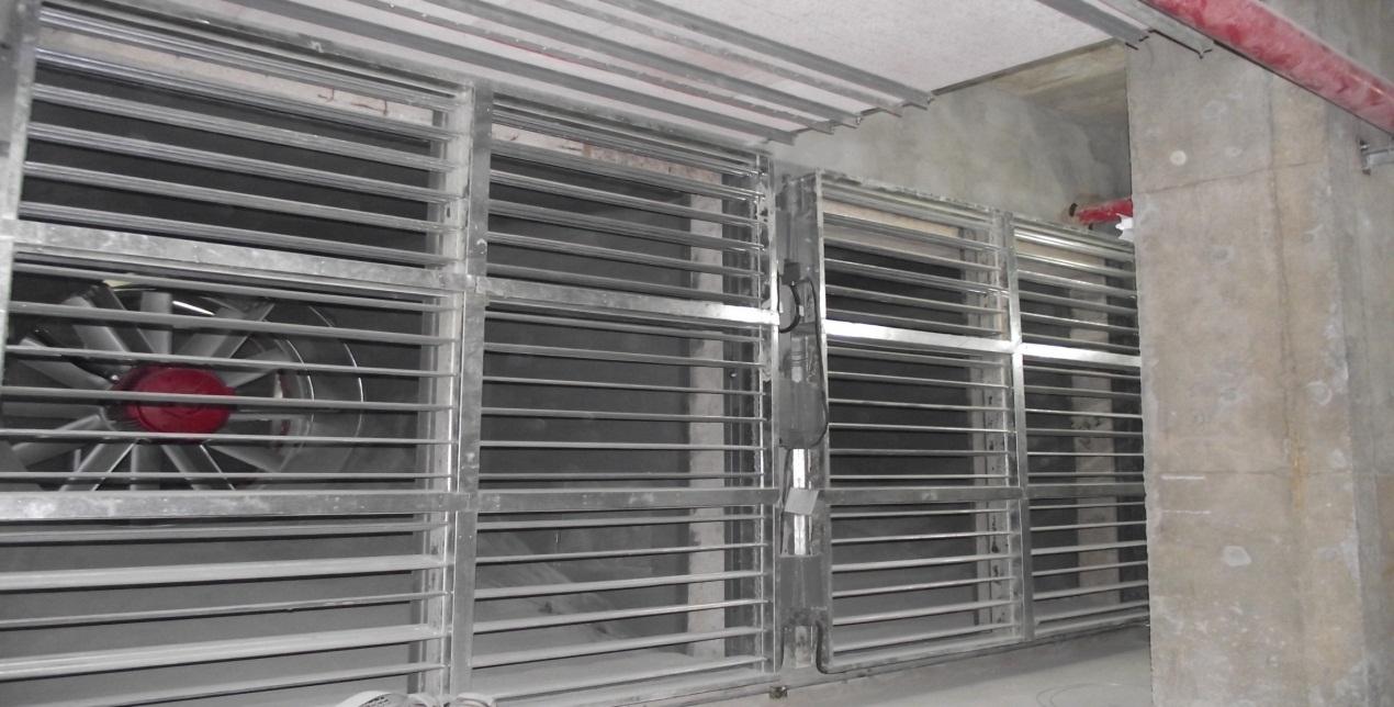 风阀安装实物图(端头井部位)通风空调系统即城市轨道