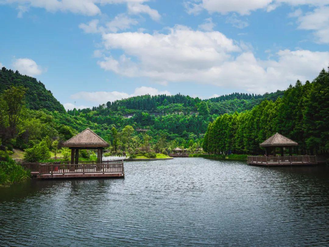 正安九道水哪个季节最适合游玩