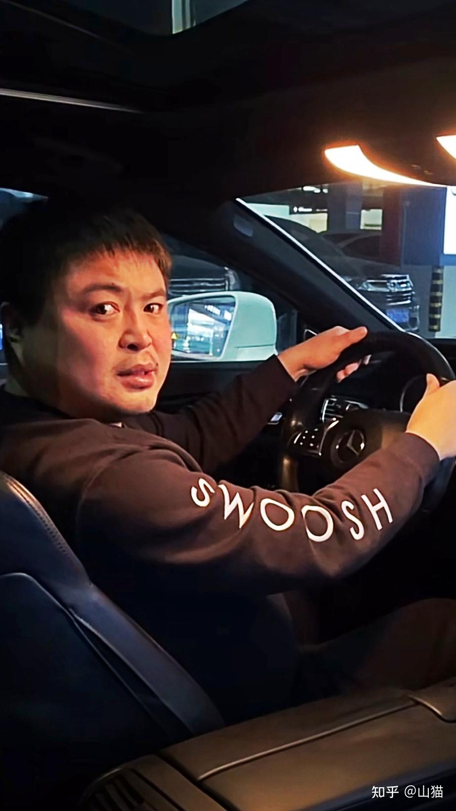 我也想问 抖音那个什么星野新一 不就一高p吗 还那么多人喜欢?