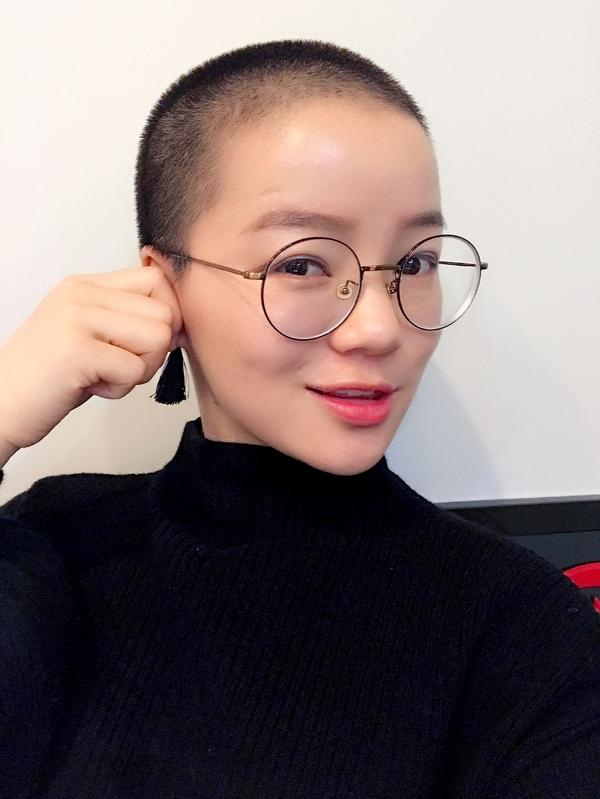 女生剃undercut之后留长的过程是什么感受?