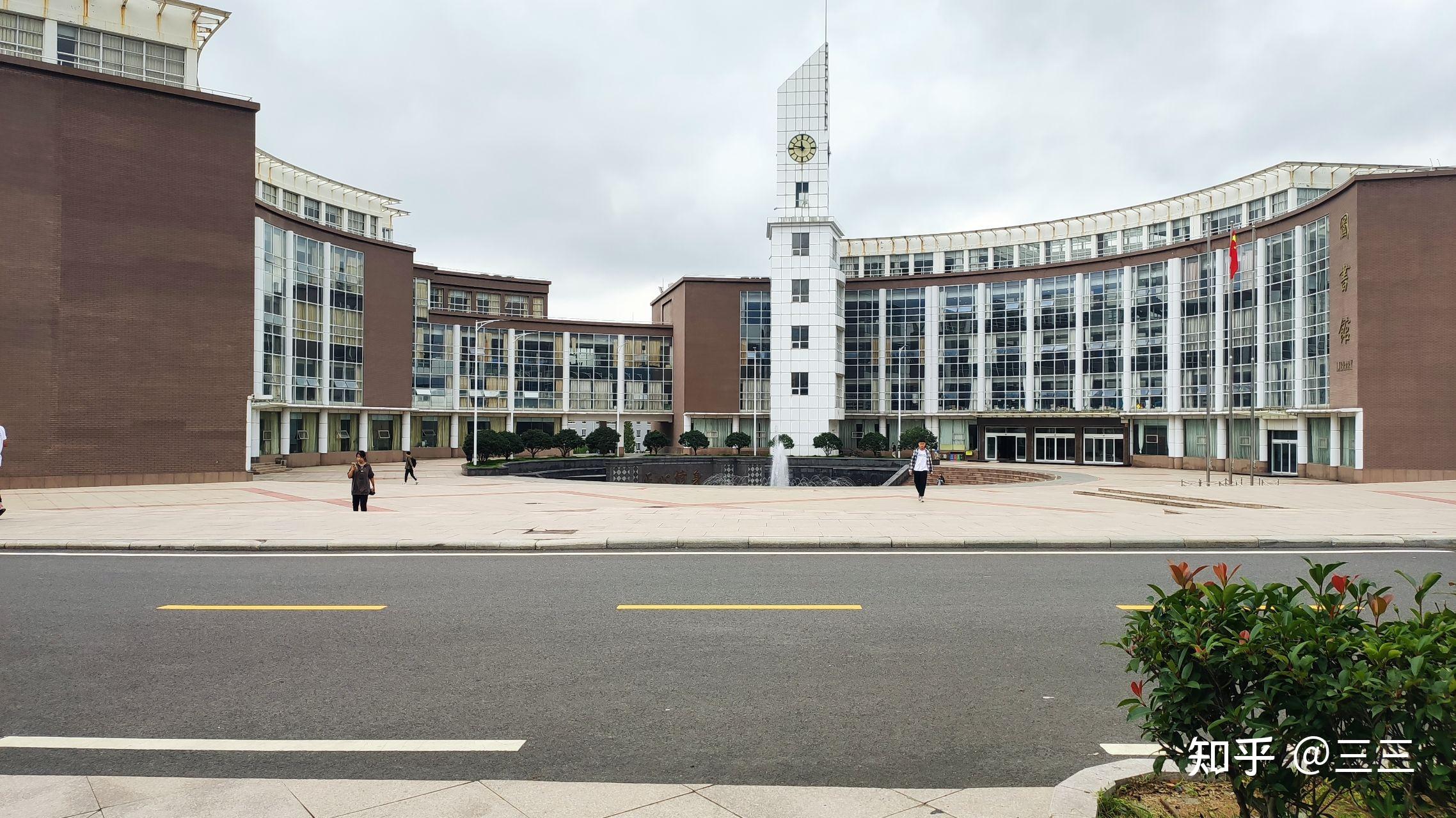 在青岛城市学院读书怎么样? - 知乎