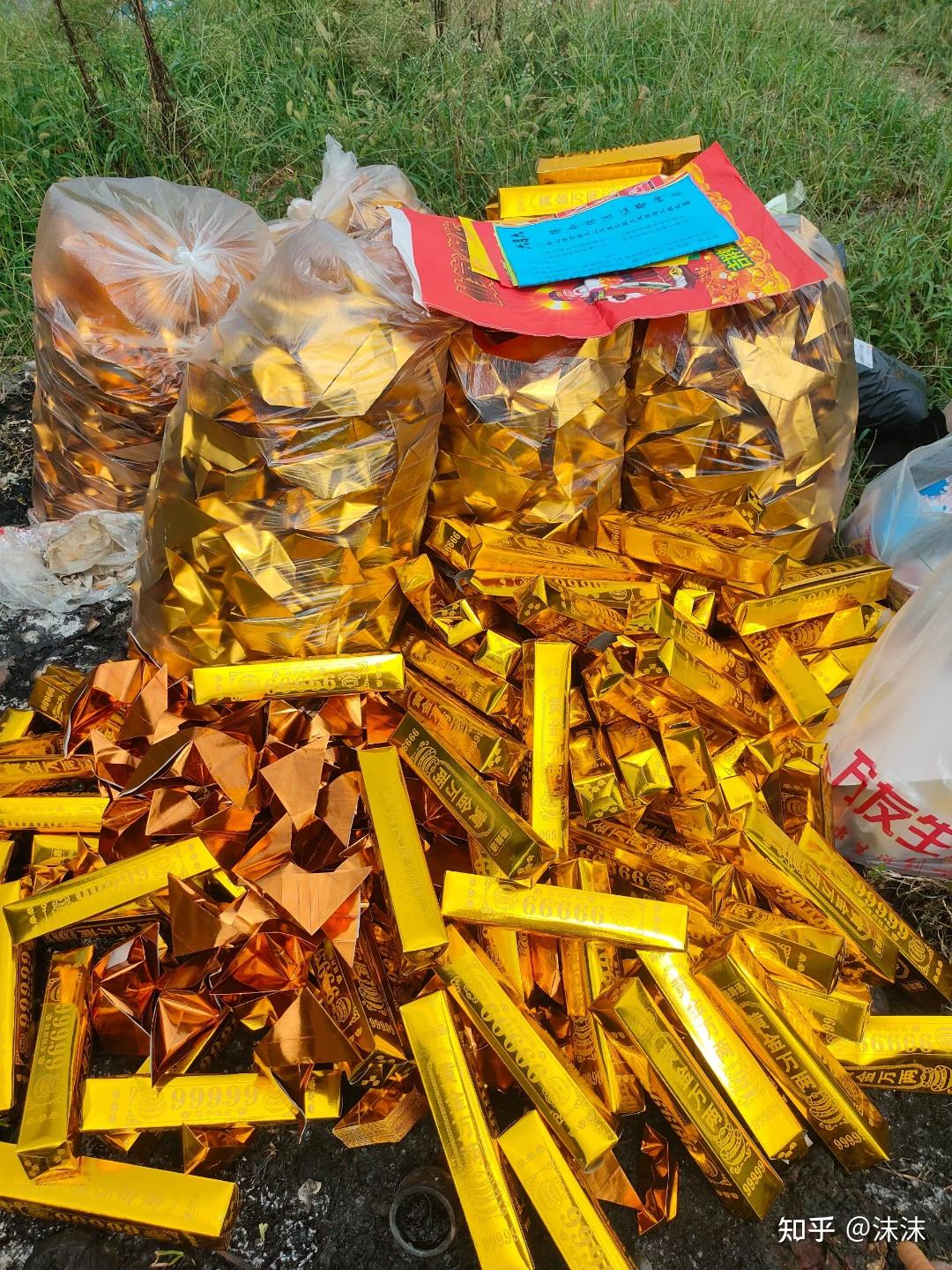 梦见僧人烧东西超度-梦到烧东西是什么意思