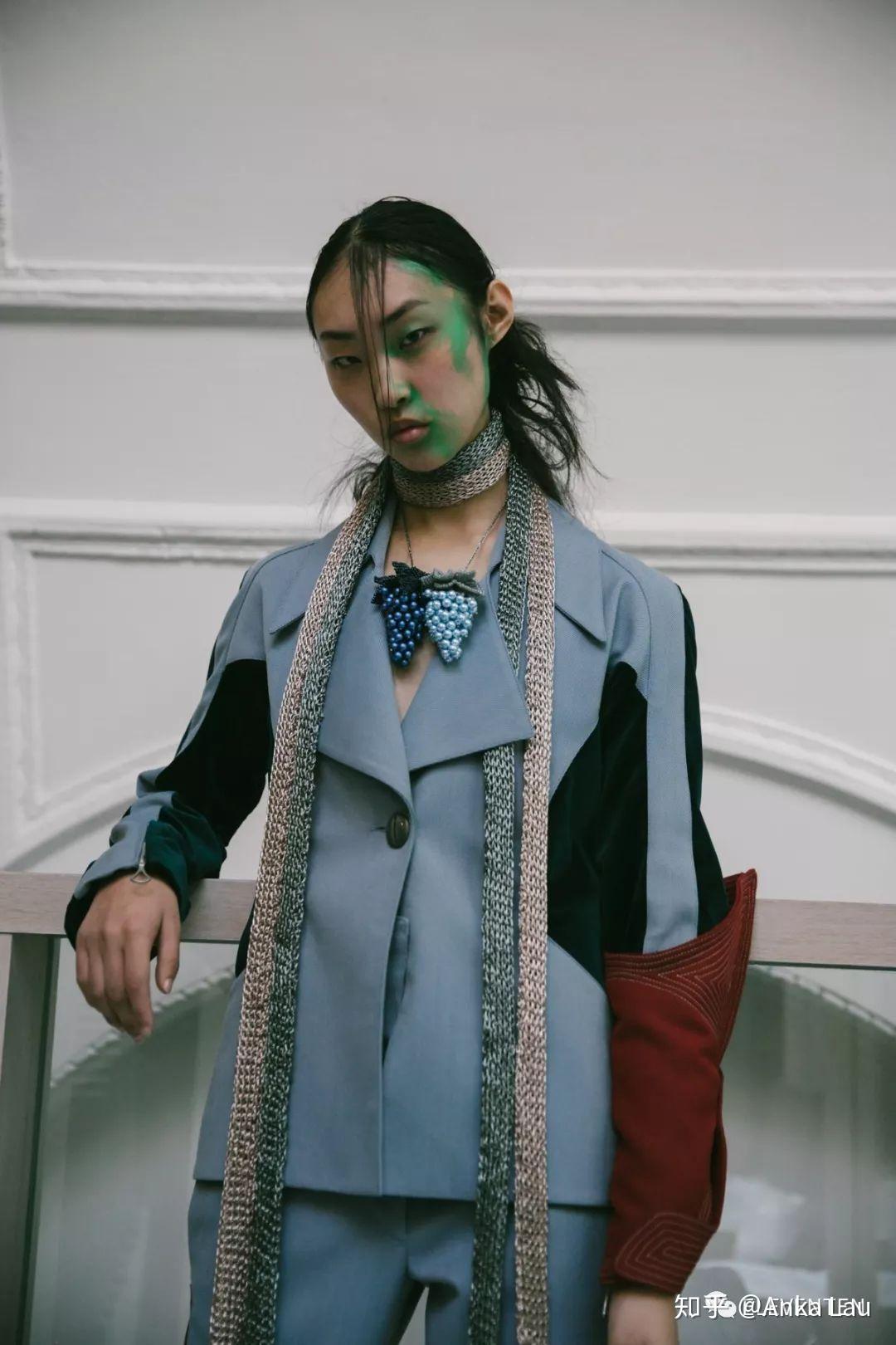 圣马丁设计师kiko kostadinov,入围2019lvmh青年设计大奖半决赛的他