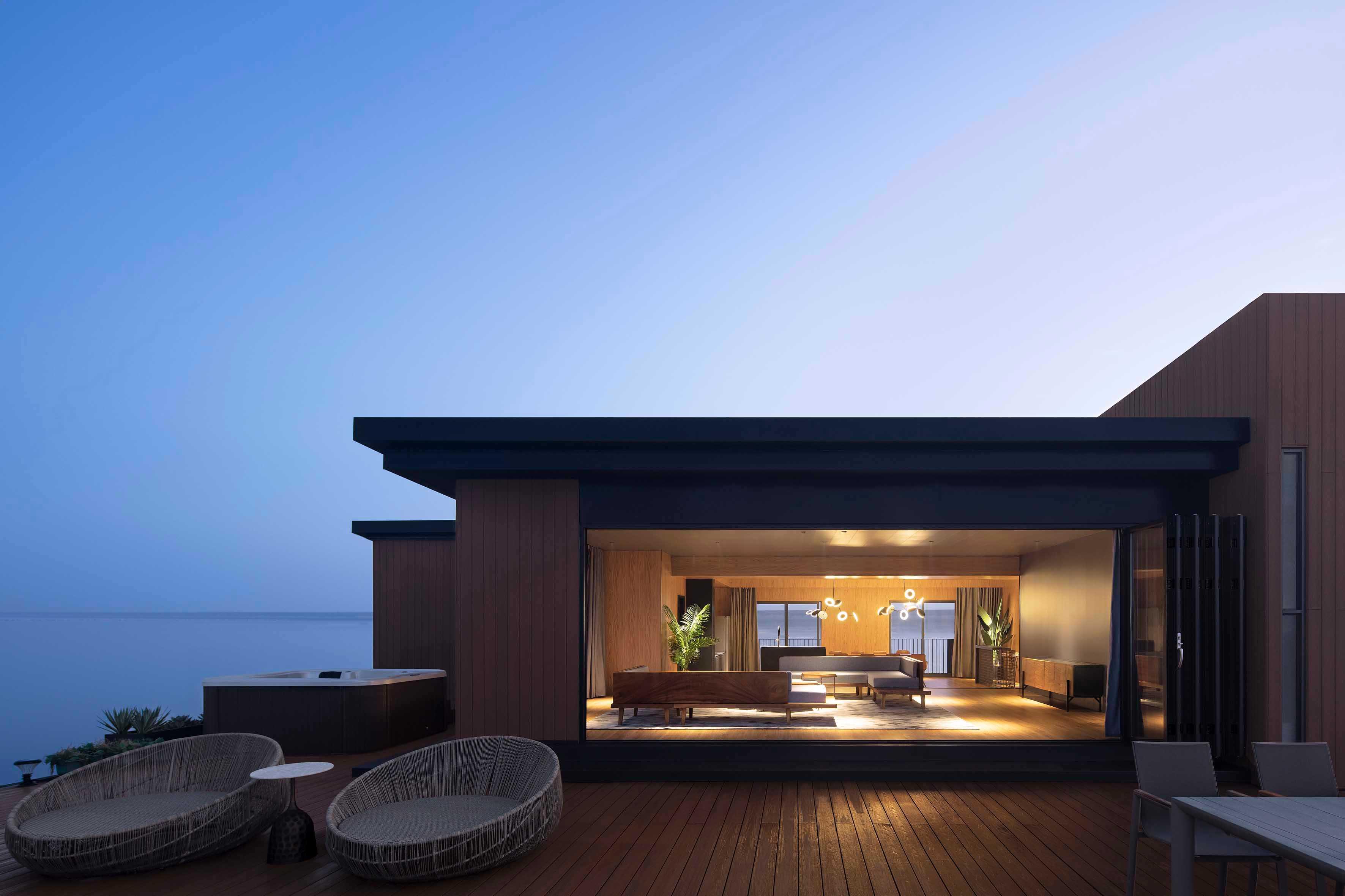 孤独的海上酒店hisea漂浮酒店