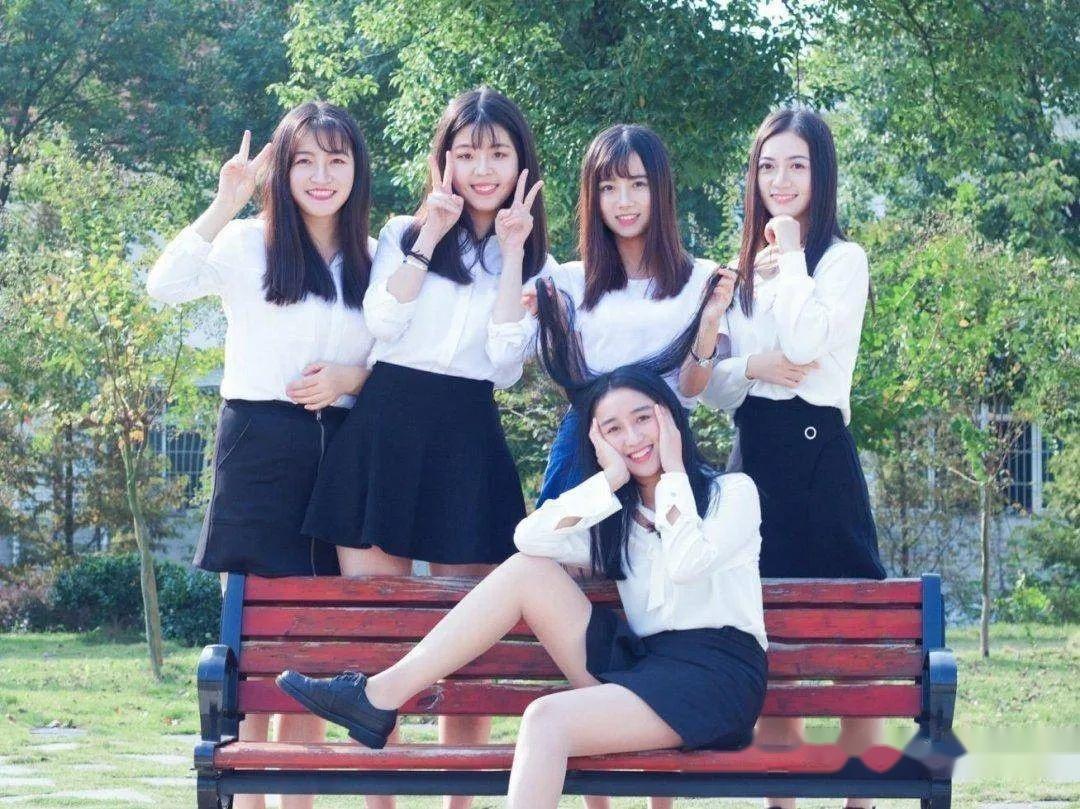 初中同学,高中同学,大学同学的同学情你觉得哪个更好?