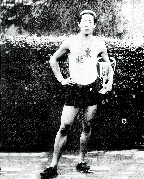 辽东游记大连奥林匹克广场中国奥运第一人刘长春纪念塑像