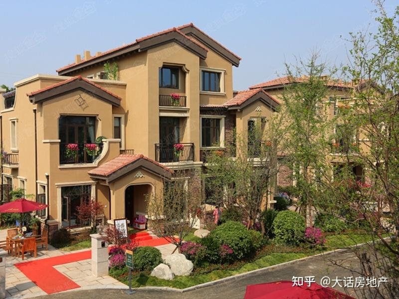 大家怎么看待碧桂园停牌前杨惠妍捐59亿元股权给香港某公益基金会?