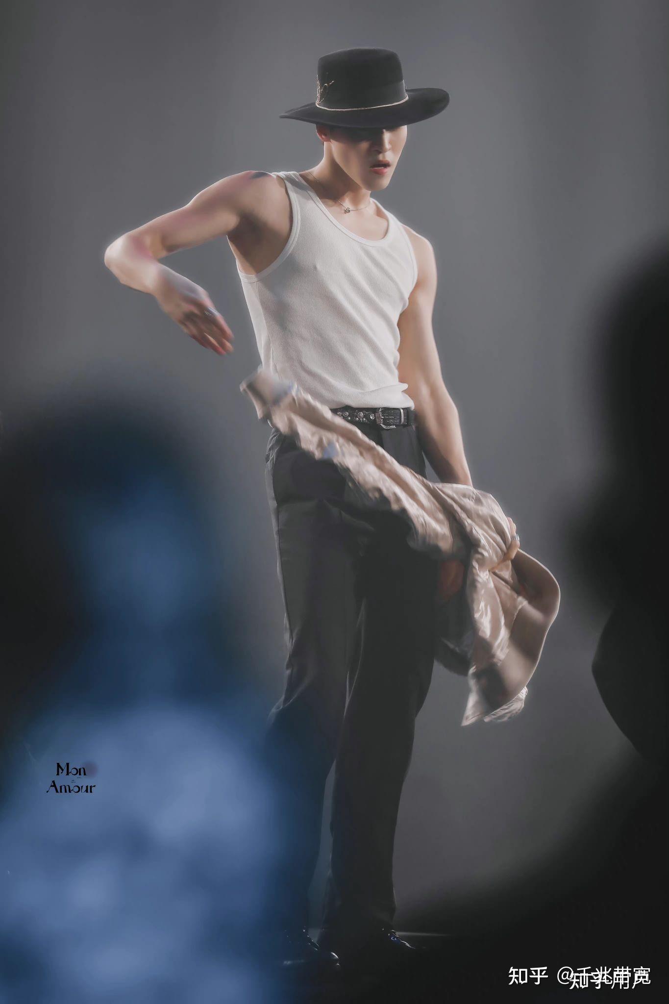 赞多的身材就是极品啊