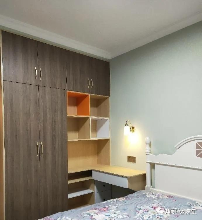 双饰面柜门和高光柜门哪个好 v2-d601f7a09f12fd6cb89cc20624a9d4f0_r.jpg