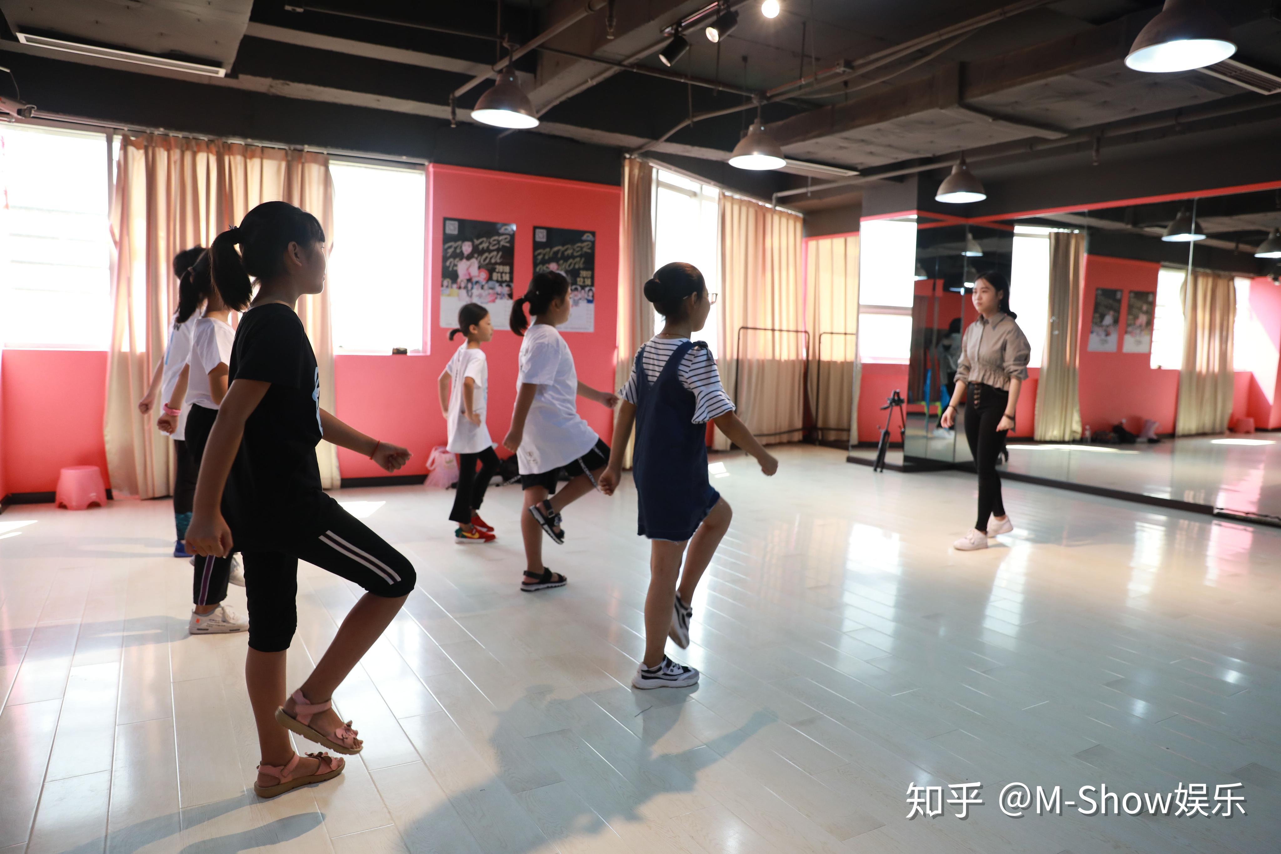 表演技巧│想学表演、做演员,做到这些是基础 - 知乎