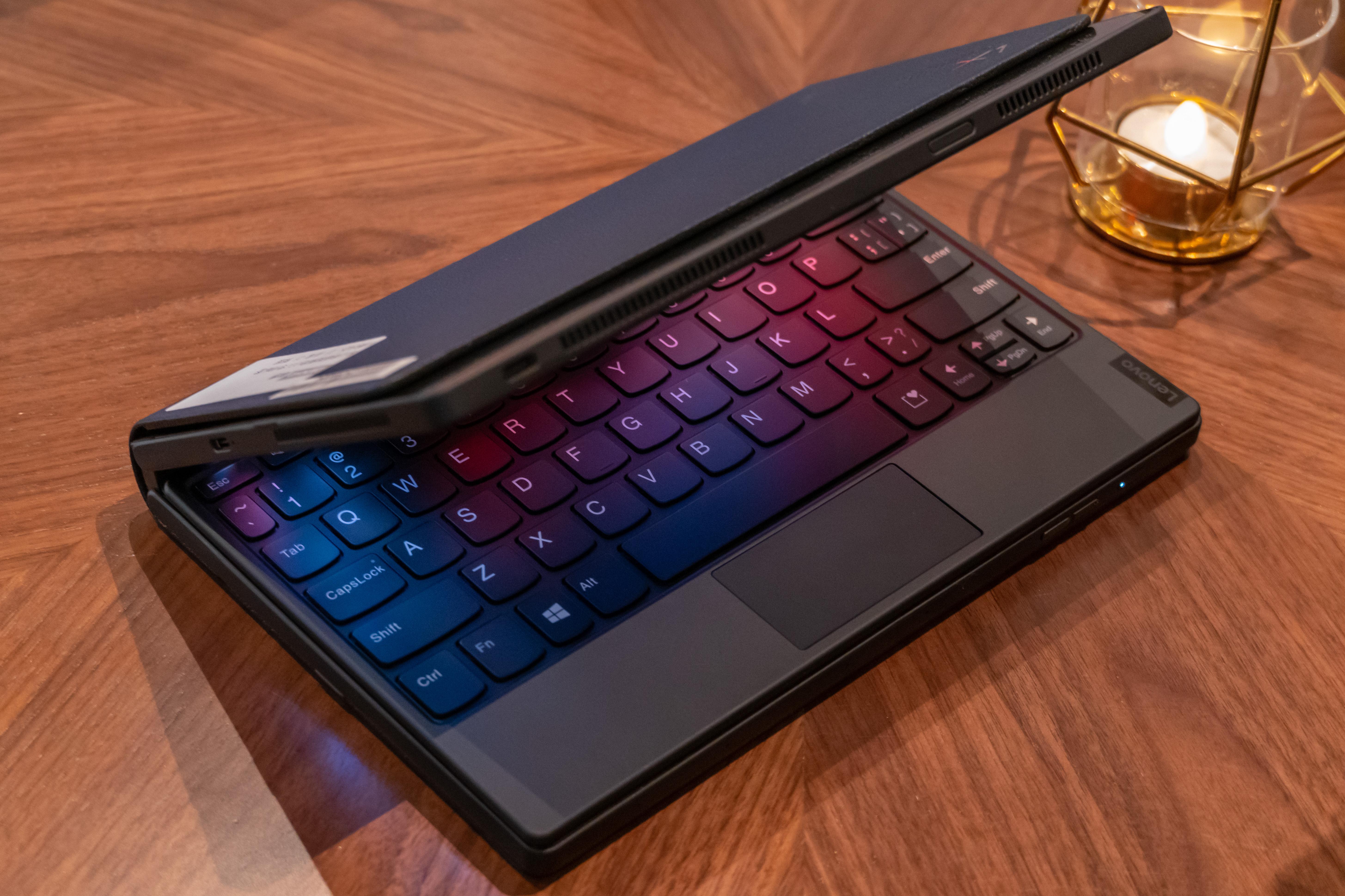 thinkpadx1fold现场上手体验