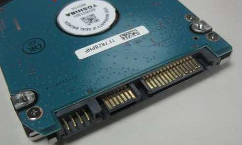 这里放2张来自百度百科的sata接口图片