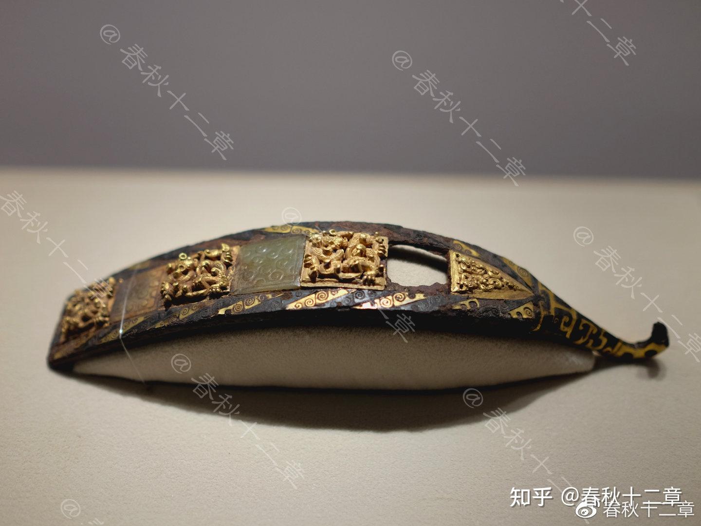 小说首饰|战国鎏金嵌玉镶琉璃银带钩 堪称带钩华美之最 - 知乎