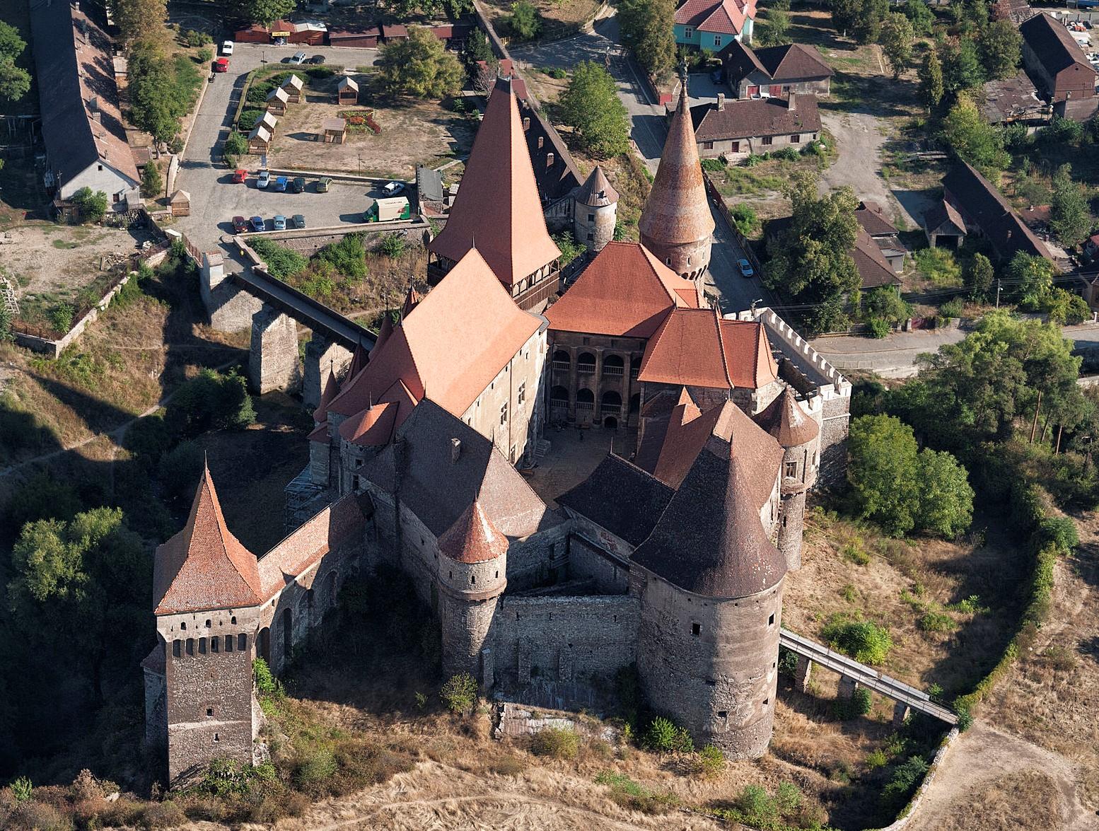 欧洲有哪些非常值得一去的城堡