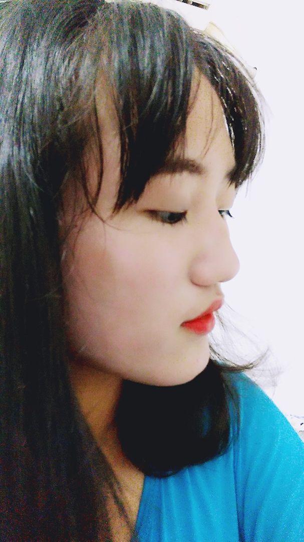 有没有鼻尖不翘或者驼峰鼻或者鼻梁不高,鼻子