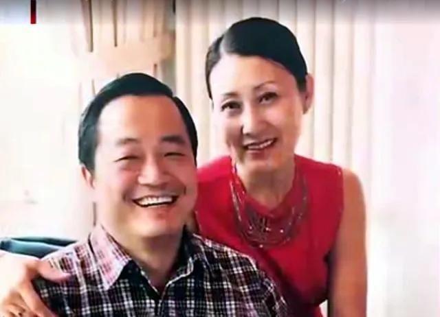 演员张凯丽去深圳拍戏时拍来一个老公和婆婆情如姐妹