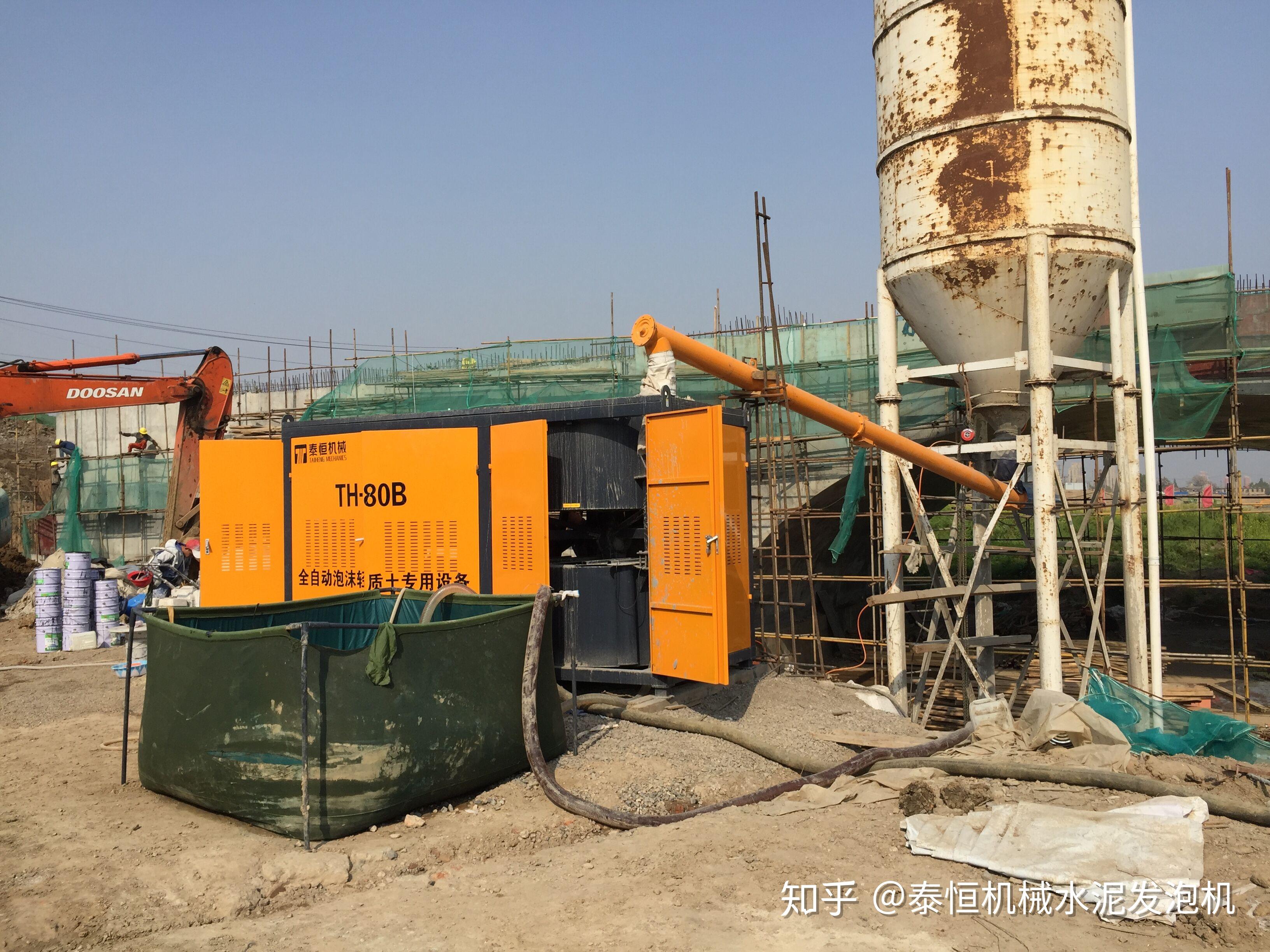 泡沫混凝土施工要知道正规厂家生产的大型水泥发泡机一定会有这两项