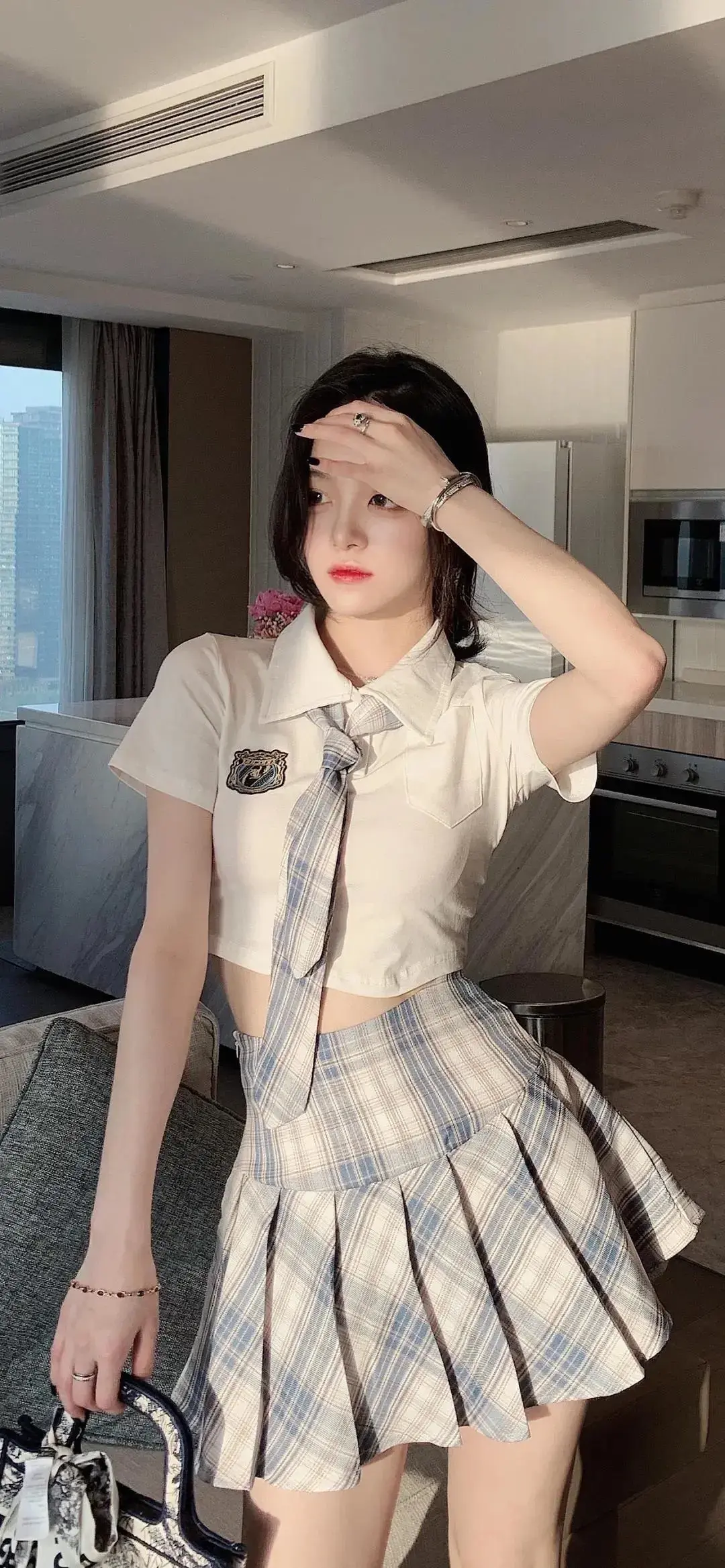 能发一些jk美女的壁纸吗? - 知乎