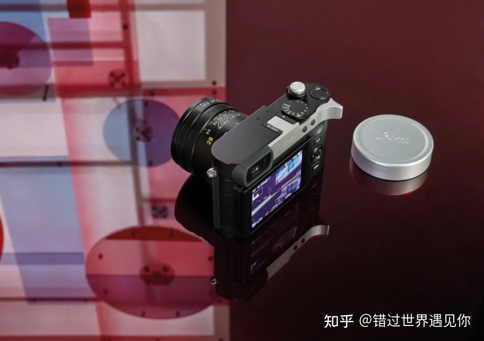 业余爱好者选徕卡 q3还是索尼 a7r5?