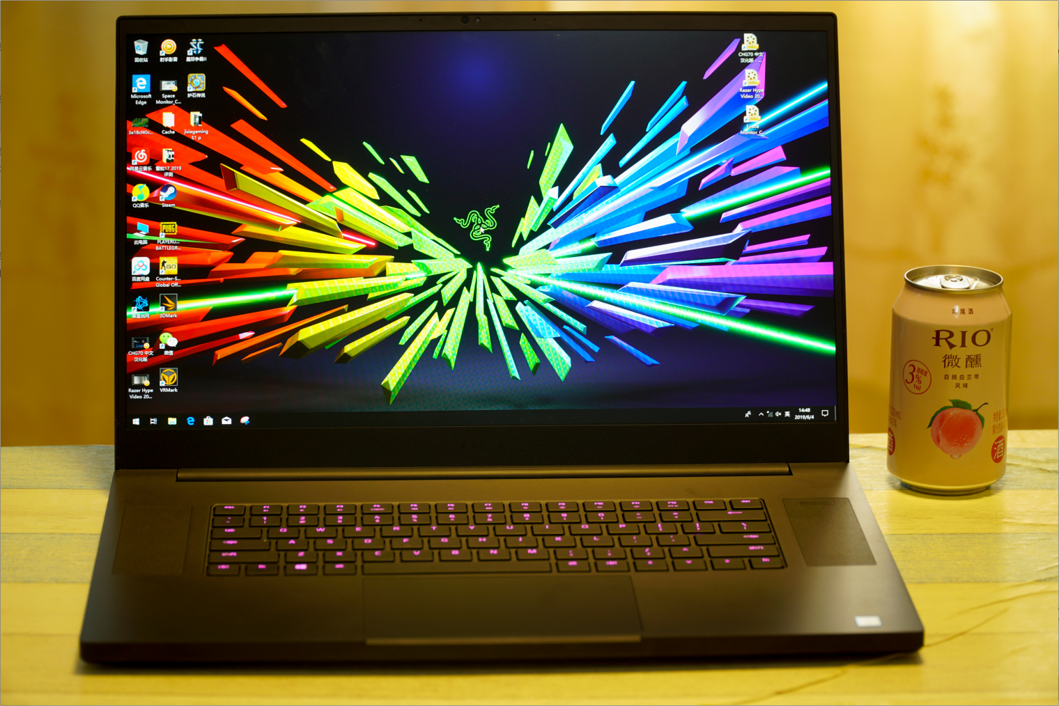 简约但不简单雷蛇灵刃17专业版评测