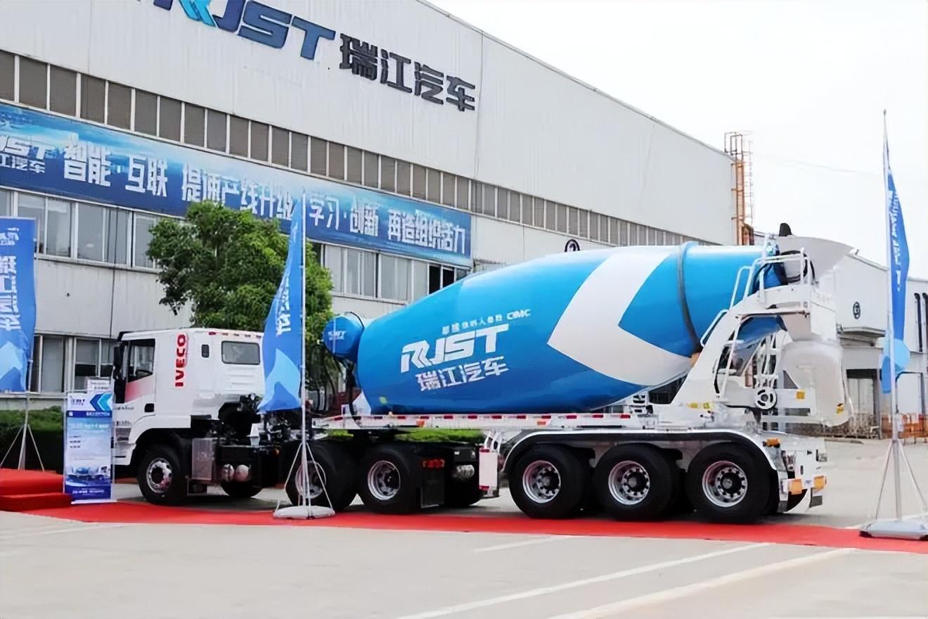 半挂搅拌车——无实质优势 路况不适