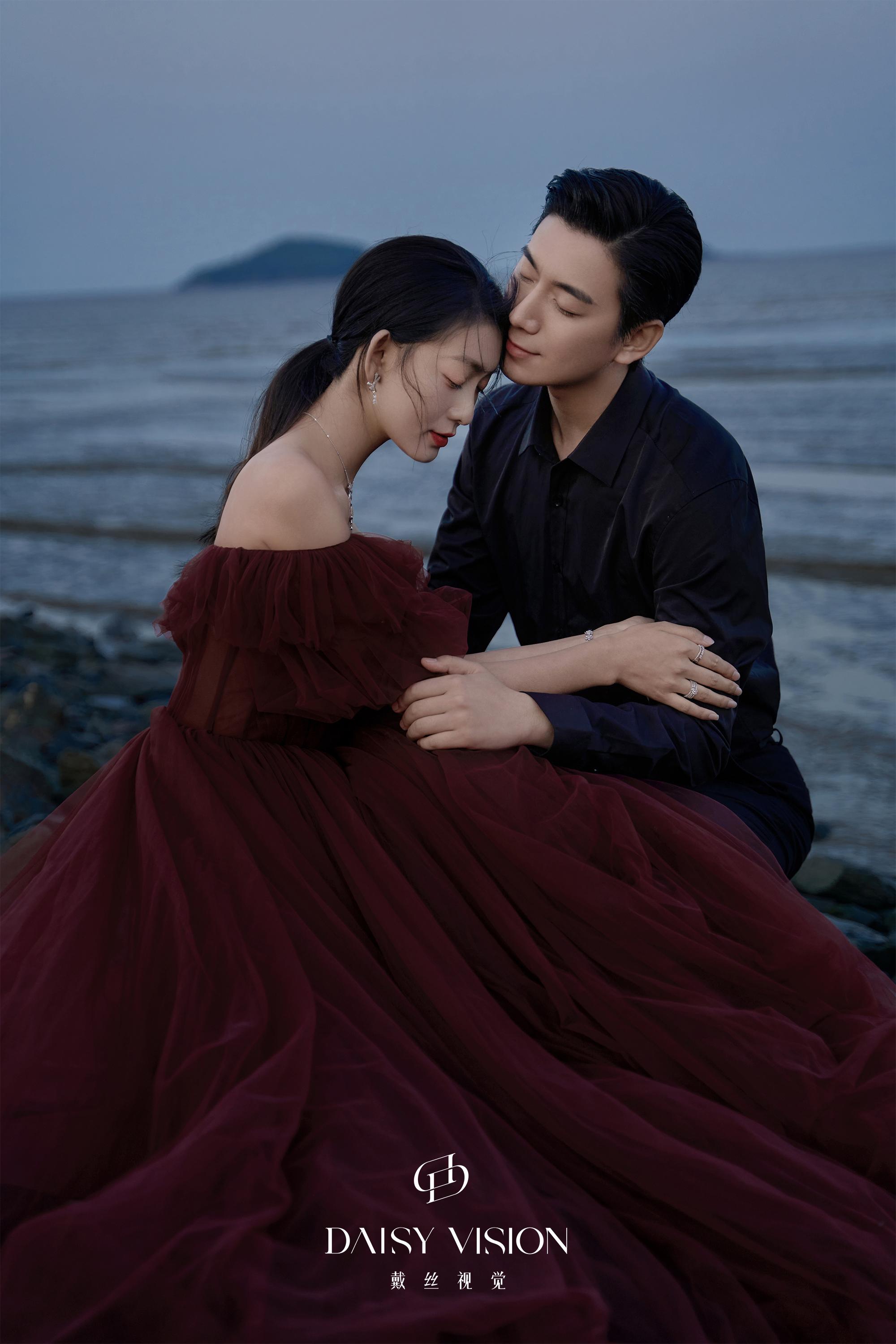 氛围感唯美风海景婚纱照心动瞬间