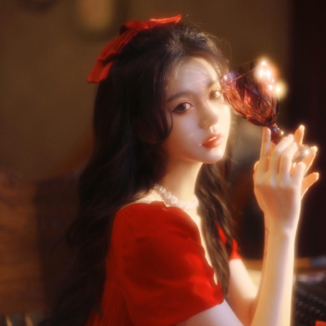 有没有好看的红色系女生头像啊