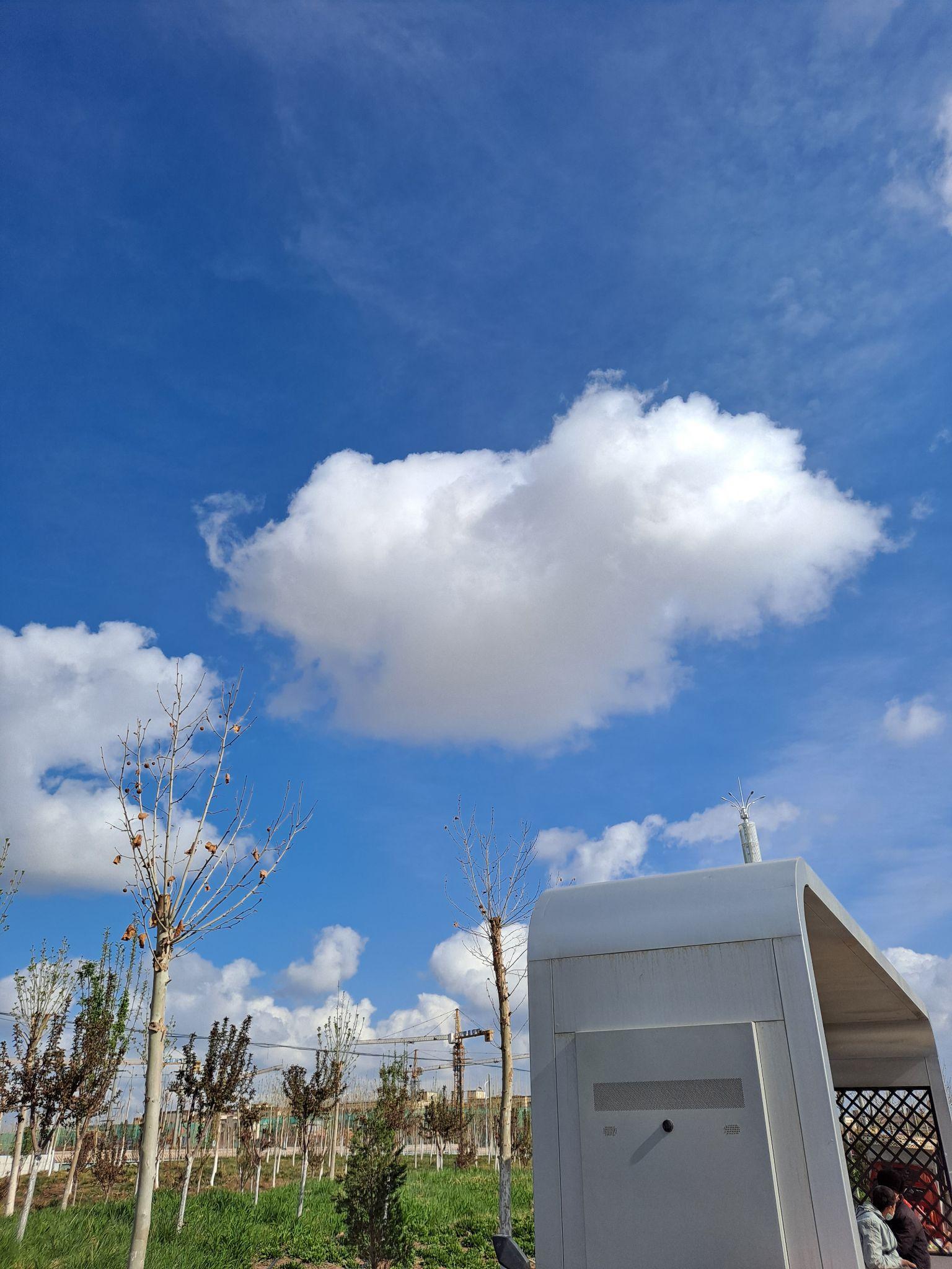 可以发一张你拍过最美的天空照片吗