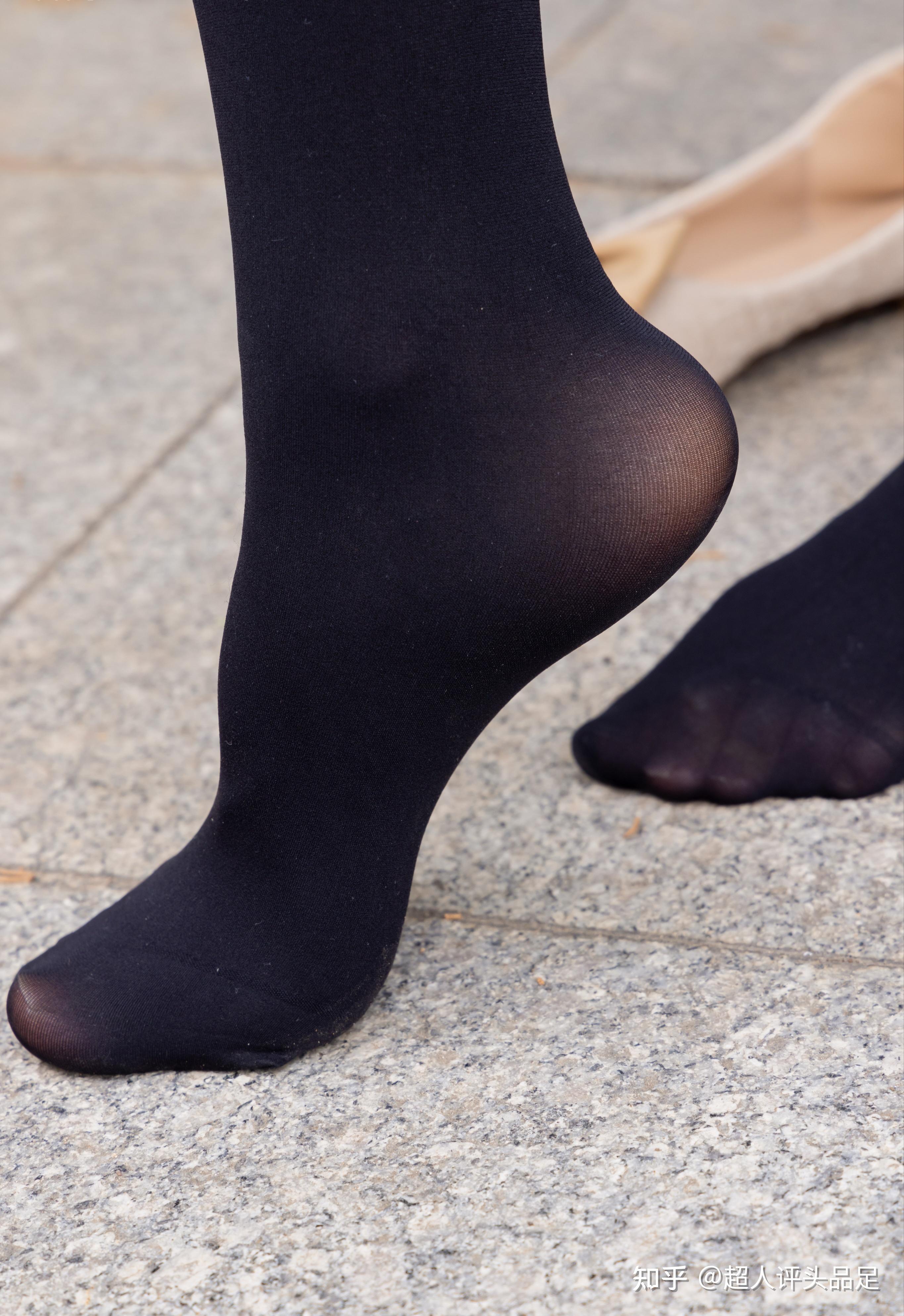 女生的袜子会不会有臭味啊?