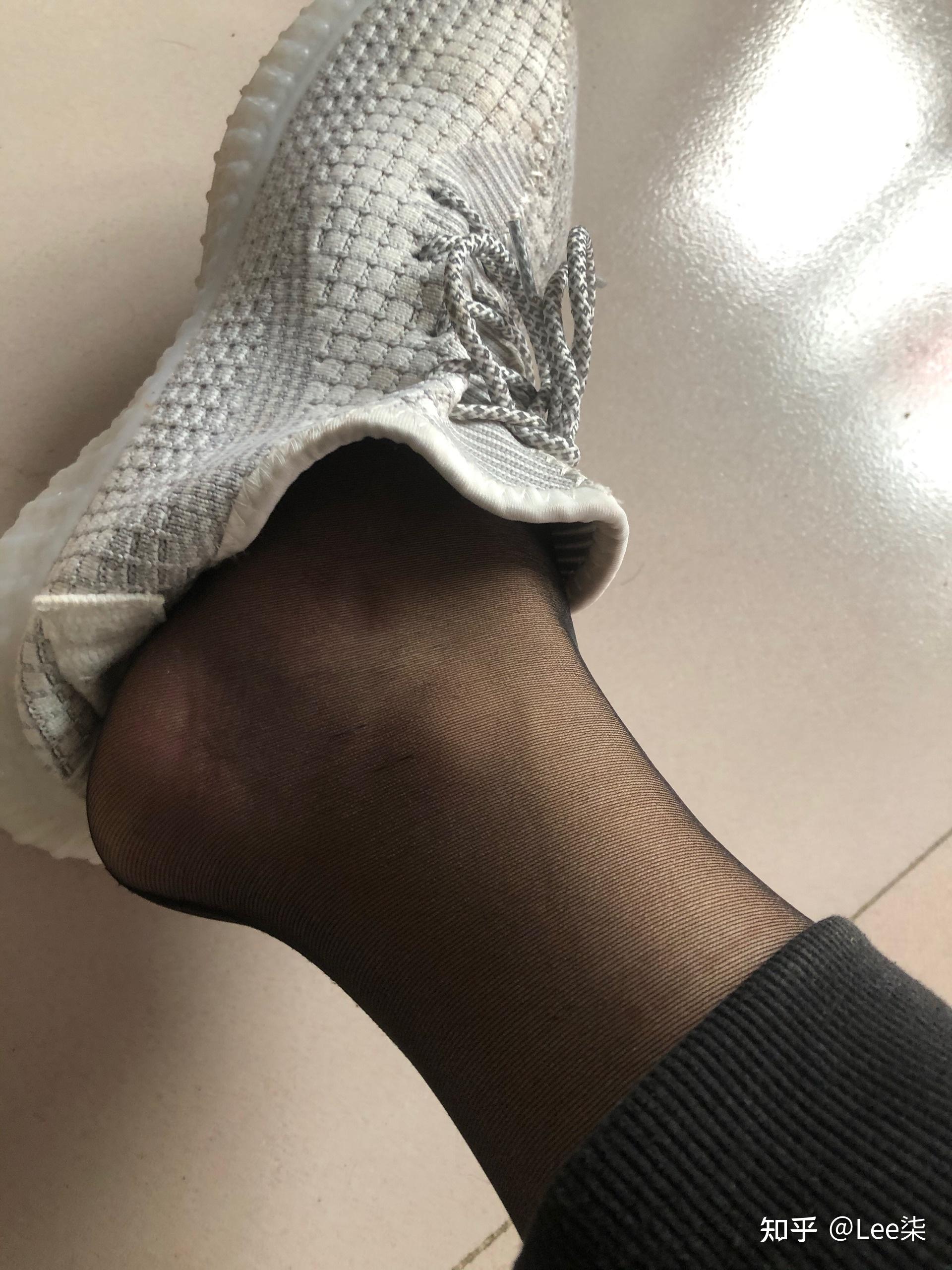 肉丝白丝黑丝那种丝袜最好看