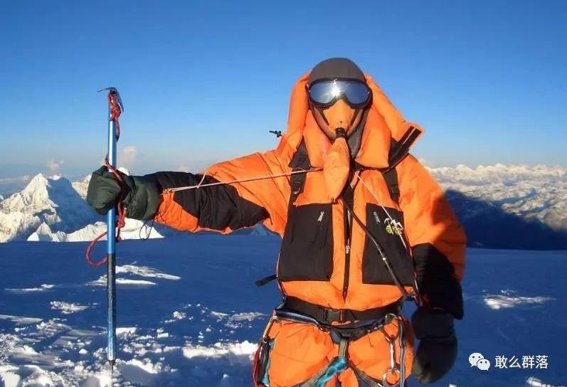 中国探险协会牛人节目花雕徒步横穿塔克拉玛干沙漠的探险家