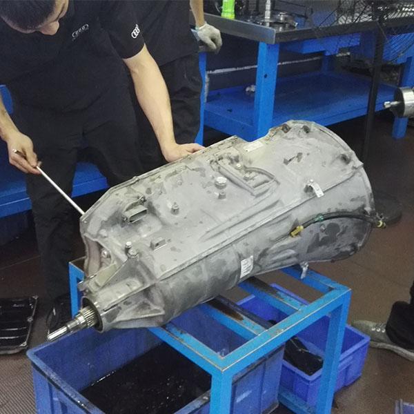 宝马自动变速箱:提速缓慢维修,广州自动变速箱维修