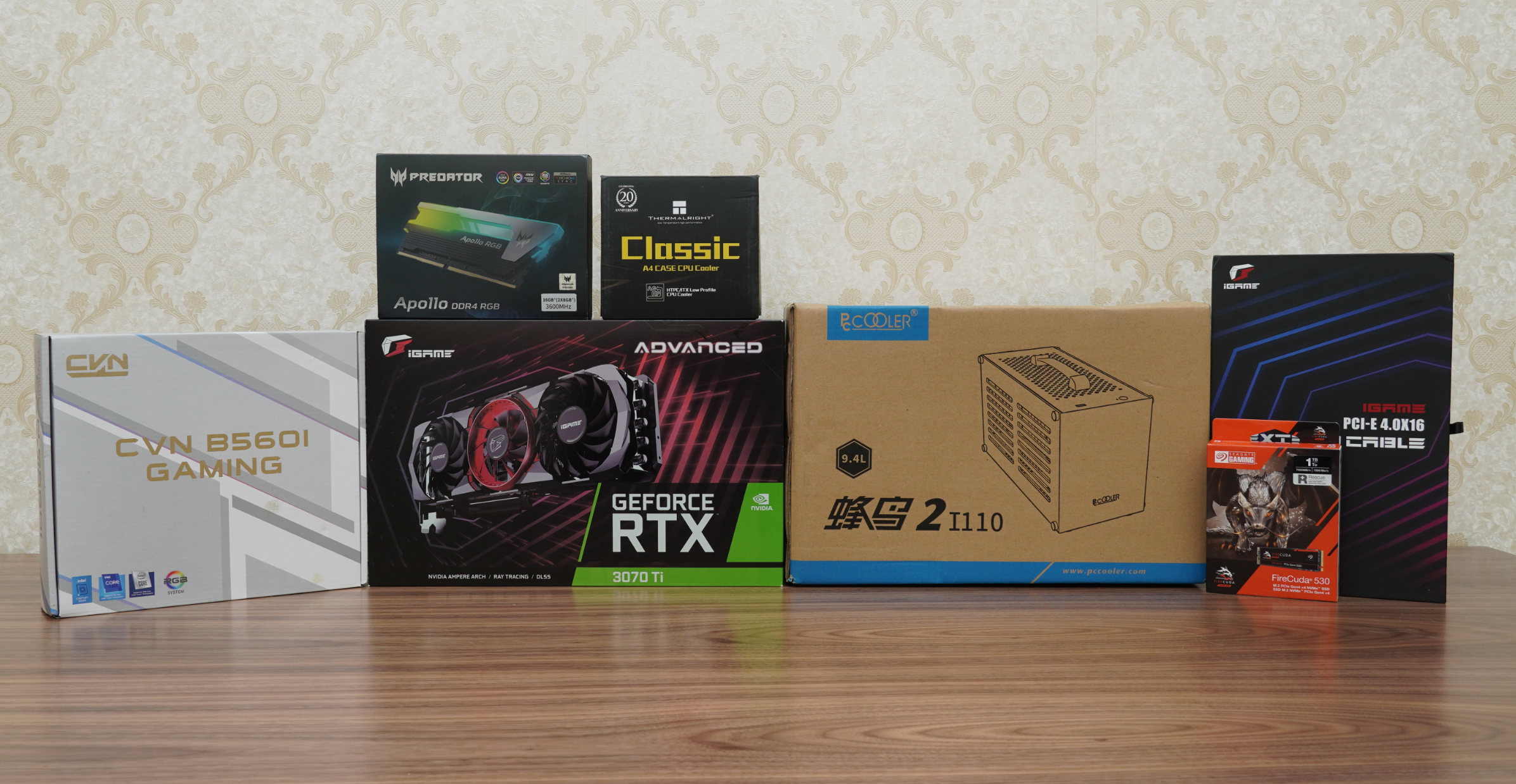 能手提又能放进登机箱我们一起装一台性能强大的便携itx小钢炮吧